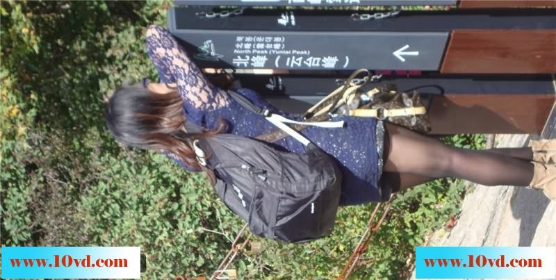 原创偷拍黑丝蕾丝上衣学生妹