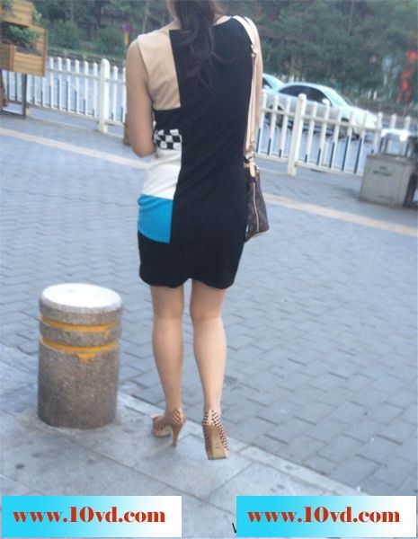 早上跟拍上班的极品妇女