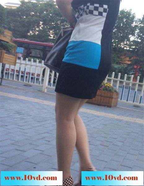 早上跟拍上班的极品妇女