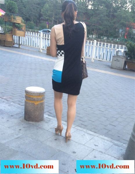 早上跟拍上班的极品妇女