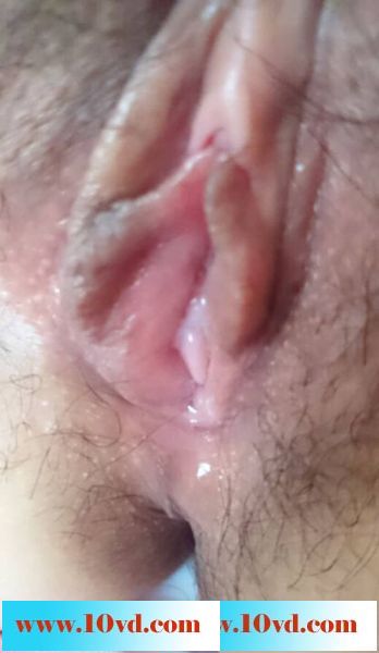 正宗95后，瘦小的身材，蝴蝶嫩的不像话