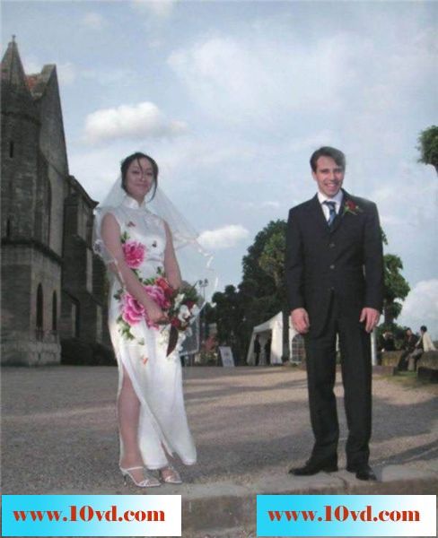 中外结合小夫妻刚结婚豔照就给曝光了