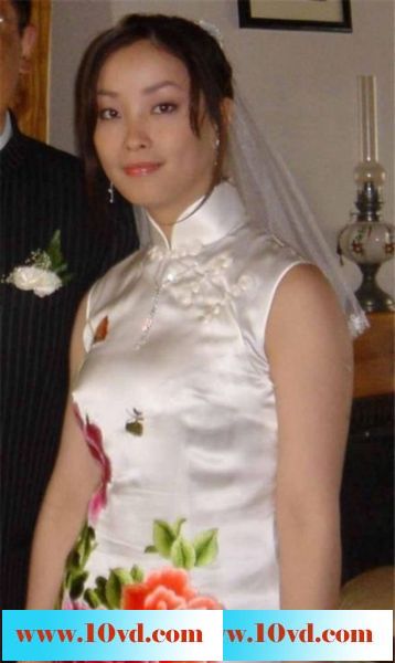 中外结合小夫妻刚结婚豔照就给曝光了