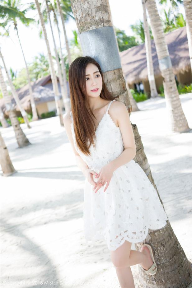 俏皮清纯女神三亚椰风海浪【10P】