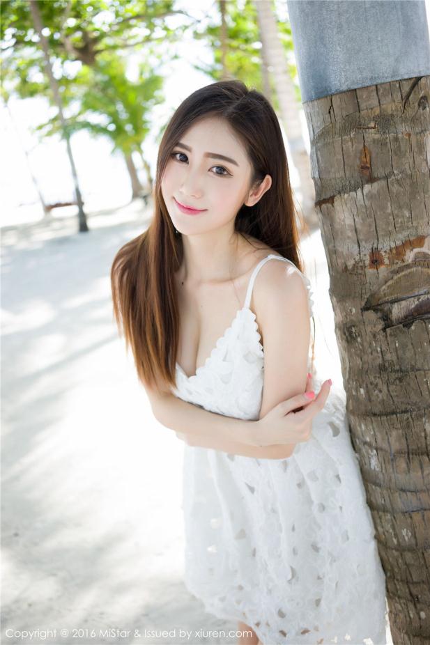 俏皮清纯女神三亚椰风海浪【10P】