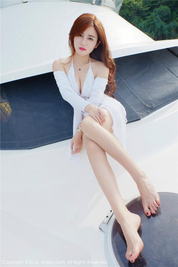 私家游艇中的白富美【12P】