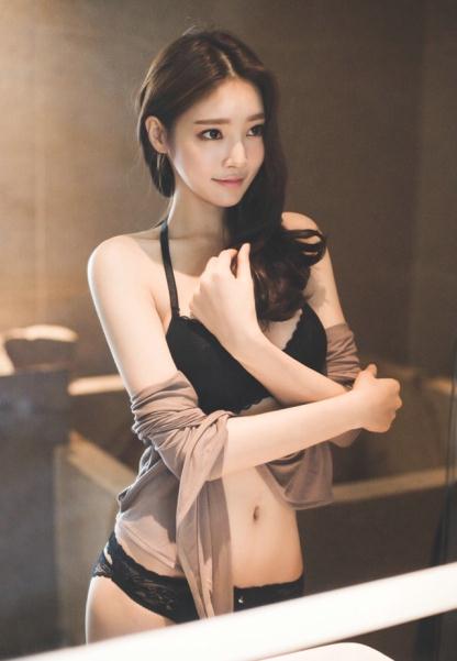 天资国色性感妖娆女子【10P】