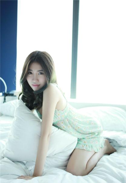 性感迷人长腿美女毛衣【17P】