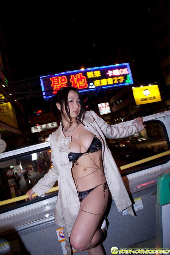 夜中的诱惑日本巨乳妩媚女【10P】