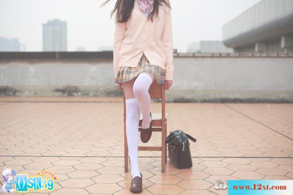 学生妹和她的皮书包&nbsp;&nbsp;2-【30P】