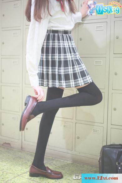 学生妹和她的皮书包-【30P】
