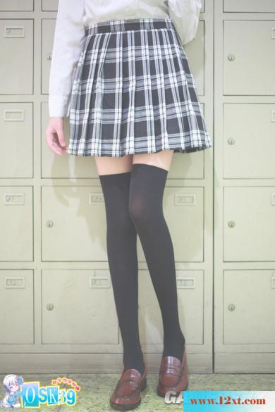 学生妹和她的皮书包-【30P】