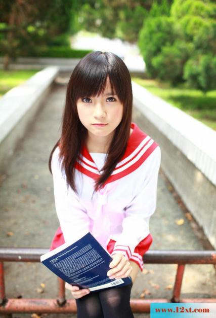 学生妹也是甜出水来了哦-【12P】