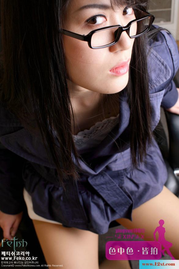 眼镜&nbsp;&nbsp;制服&nbsp;&nbsp;骚货&nbsp;&amp