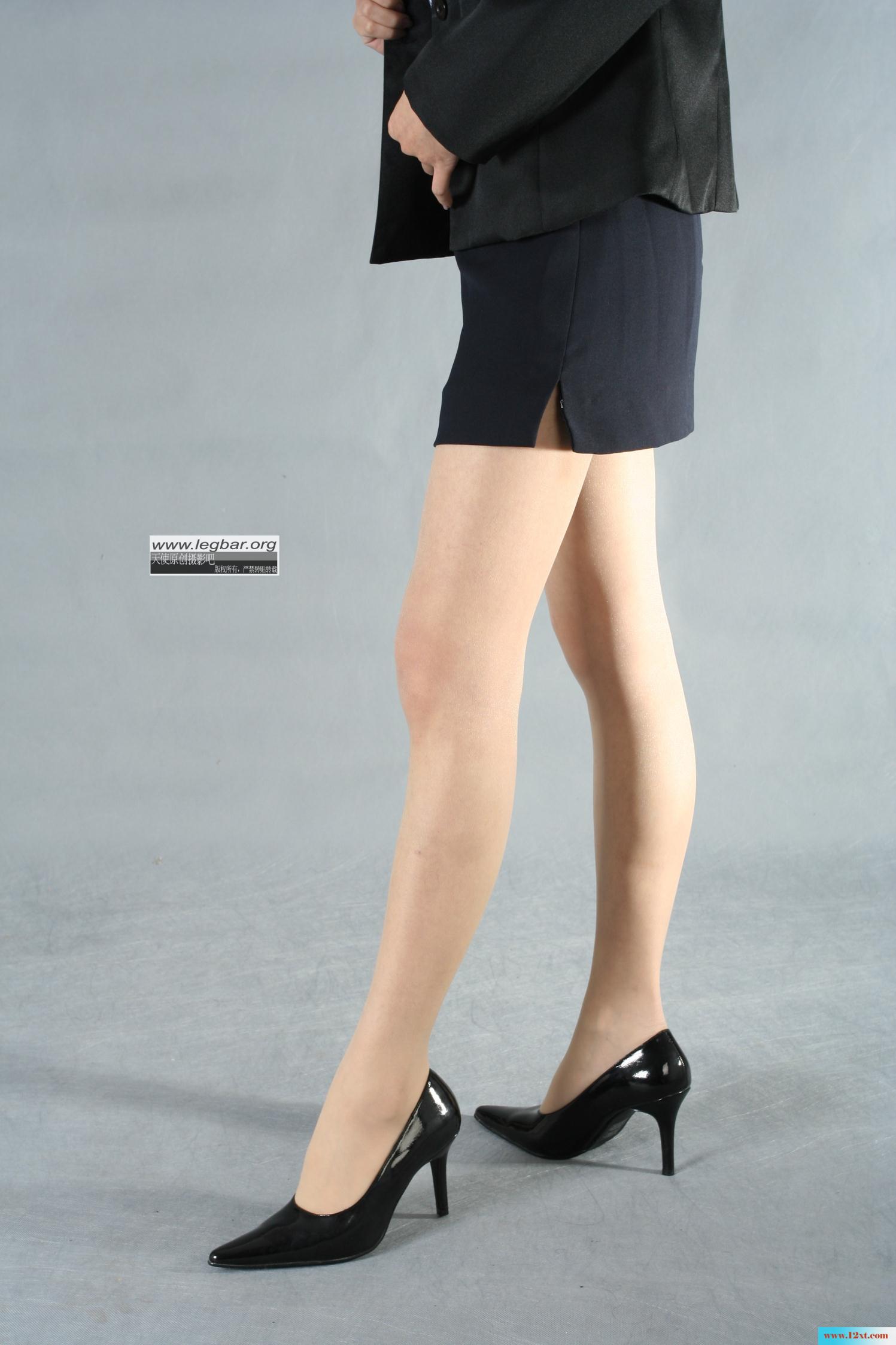 这样的衣服是老师还是秘书呢&nbsp;&nbsp;【14P】