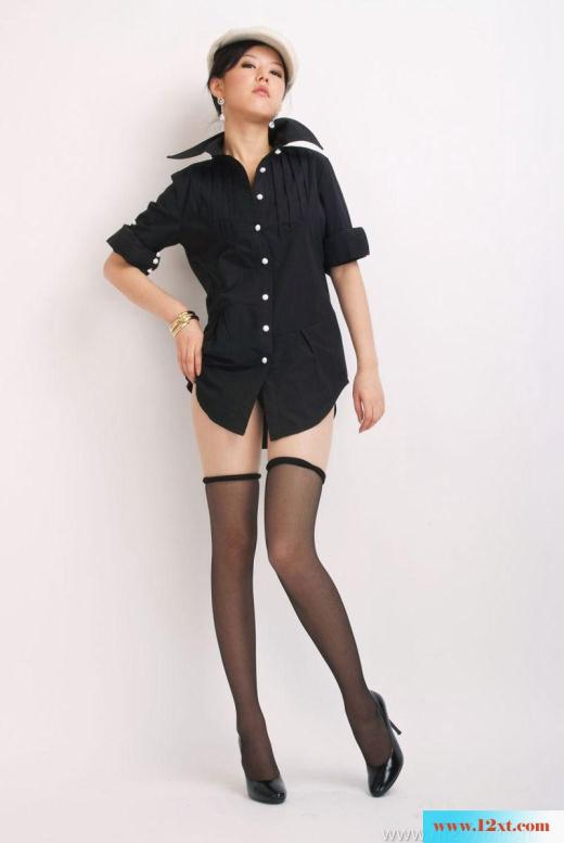 制服美人不只有一面哦-【18P】
