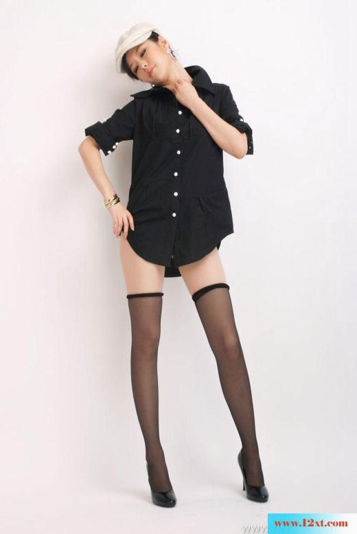 制服美人不只有一面哦-【18P】