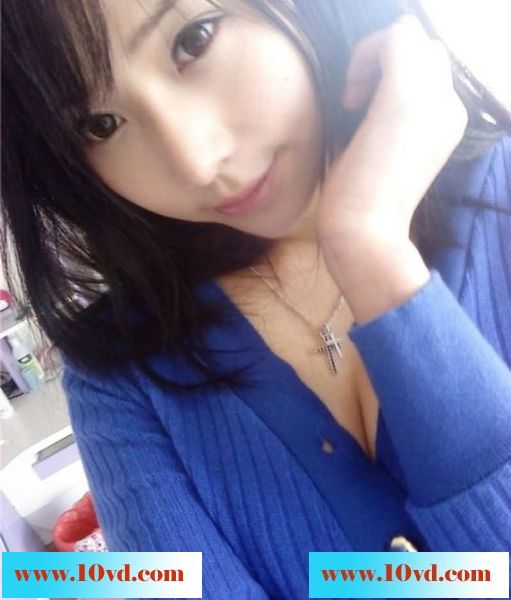最近相当火爆92年女神爆乳照流出