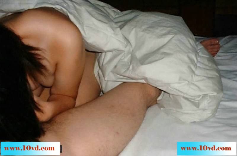 昨晚包夜的一个女人沟通了很久终于可以无套加