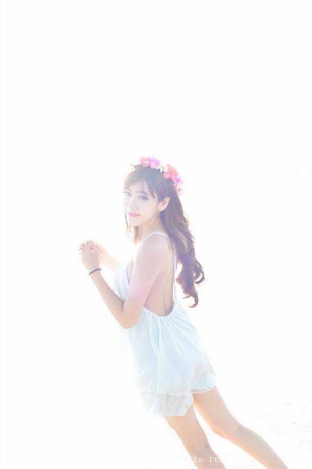 美花环沙滩性感裙装漂亮妹妹【10P】