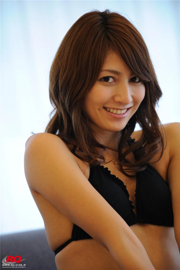 纤腿长长美女居家小性感【10P】