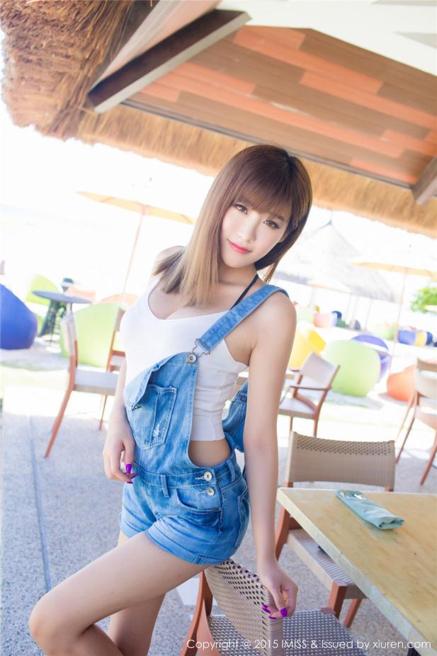 来海边看绝色美人靓丽风景线【10P】