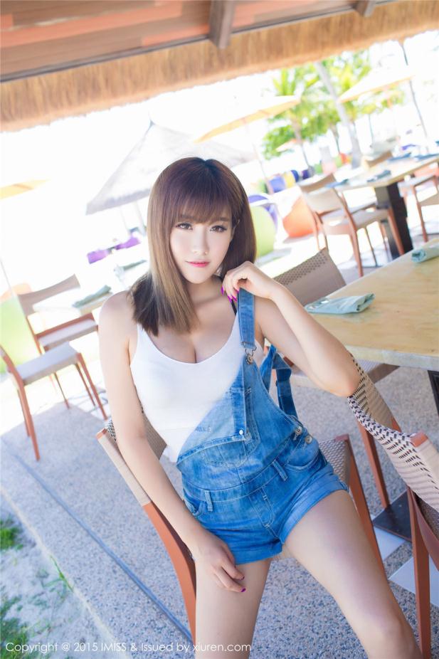 来海边看绝色美人靓丽风景线【10P】