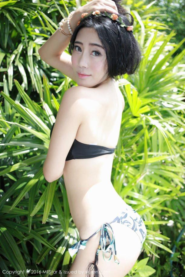 靓靓豪乳豆mm秀丰满上围【12P】