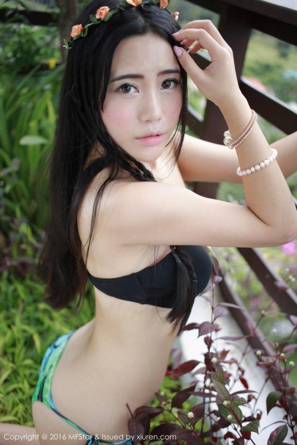 靓靓豪乳豆mm秀丰满上围【12P】