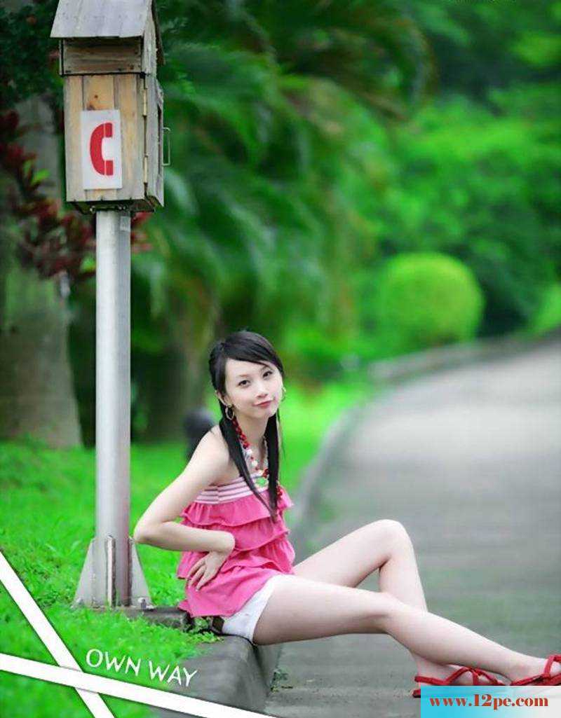 美腿靓妹的白嫩晶莹的皮肤(11P)