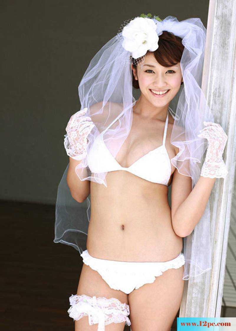 乳次诱惑的新娘叫人如何是好(11P)