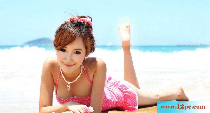 孙心娅美女美腿泳装照(12P)