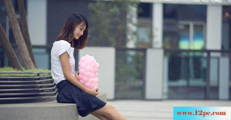 天桥妹妹清闲写真修长美腿(10P)