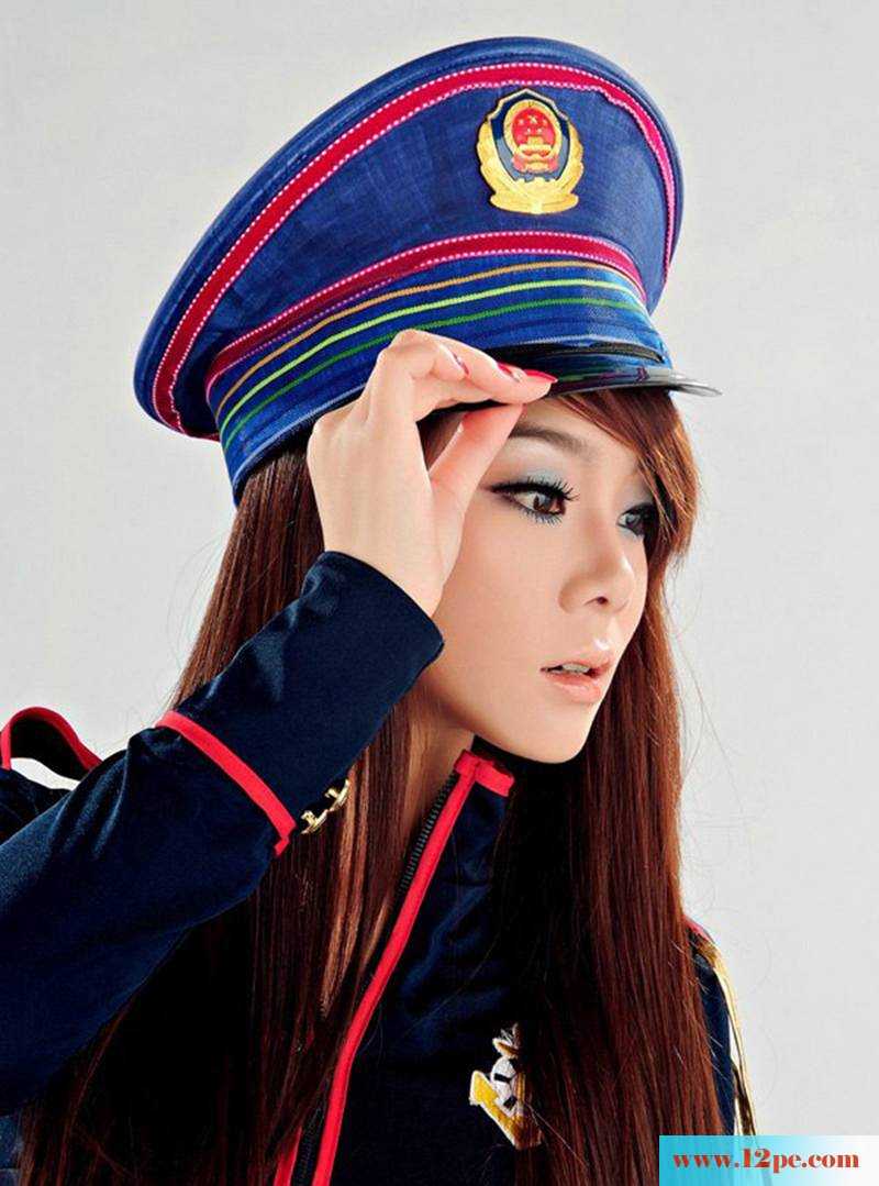 小蛮腰MM迷人丝袜很诱人(12P)