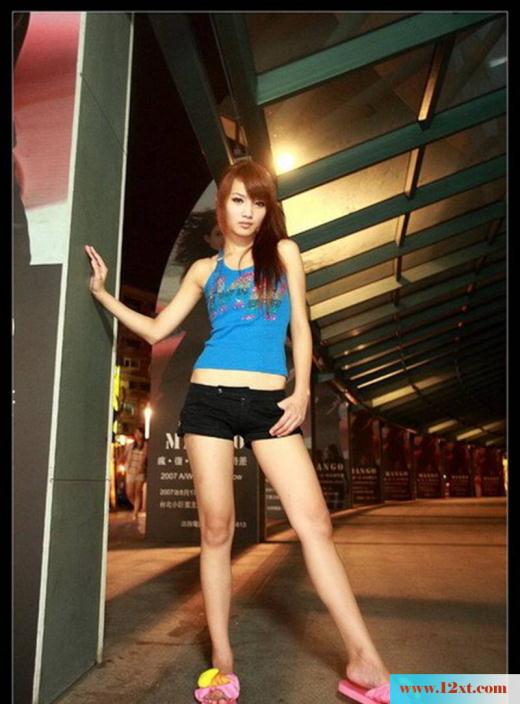夜色美女小品短裤短衫装(10P)