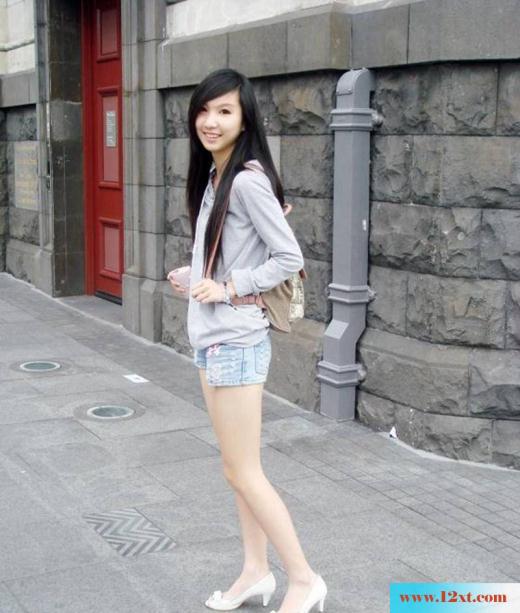 中国长腿美女街边风采(10P)