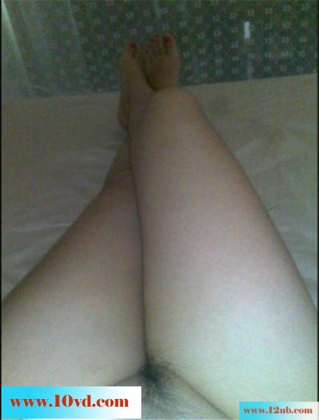 把小女友带回家过夜好好享受一下(12P)