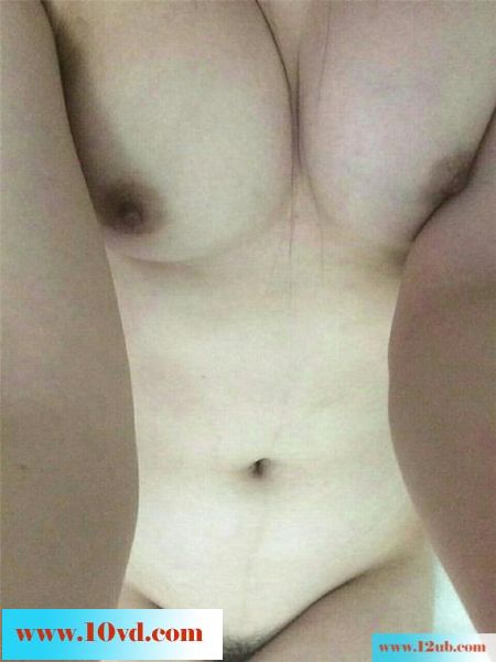 白嫩可人的大四女友羞答答，手势验证(17P)