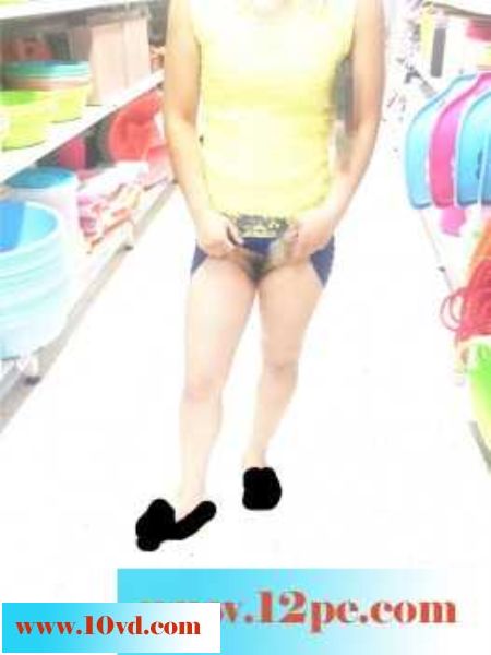 我的骚逼老婆超市露出找刺激。(18P)