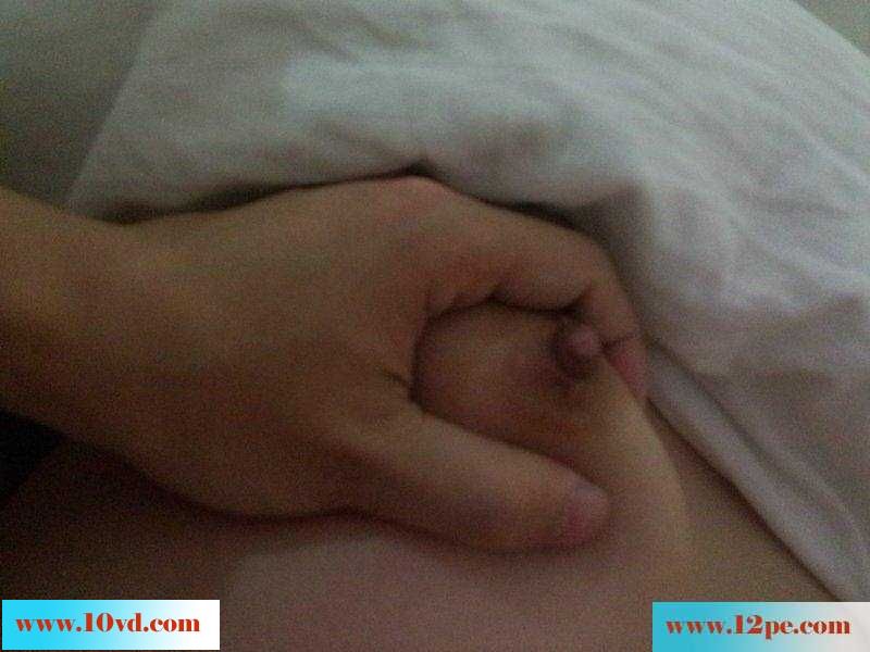 我家的极品气质女友，白皙丰满的大屁股，如此