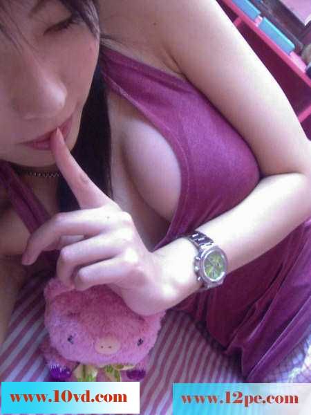 性感的小骚货(10P)