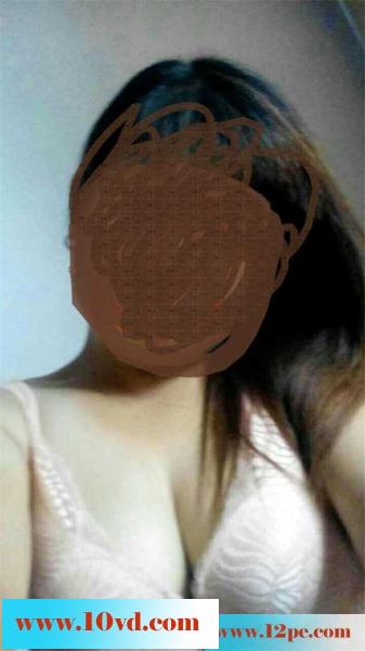 淫荡村姑母狗花烛自拍(18P)