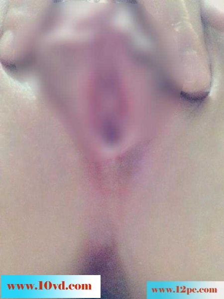 淫荡性感MM性感发春被曝光(10P)