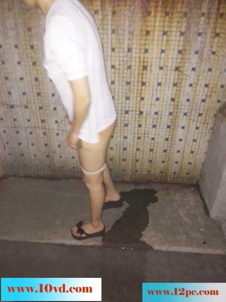 淫妻猫猫系列之车内与楼道寻求另类刺激(50P)