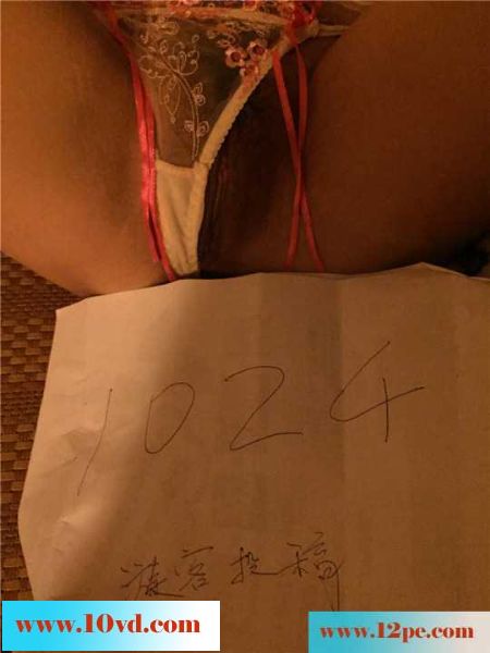 在出租房享受别人老婆的服务(31P)