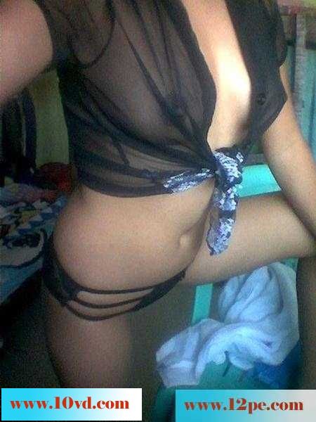 主流美女的忧愁（感觉小混血）(10P)