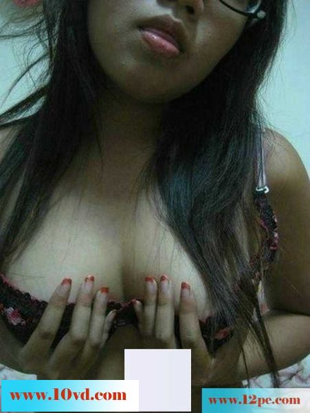 主流女孩面对镜子扳开小B给你看(10P)