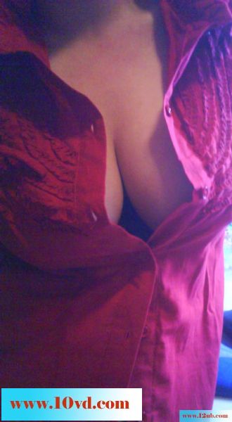 36F爆乳女友(12P)