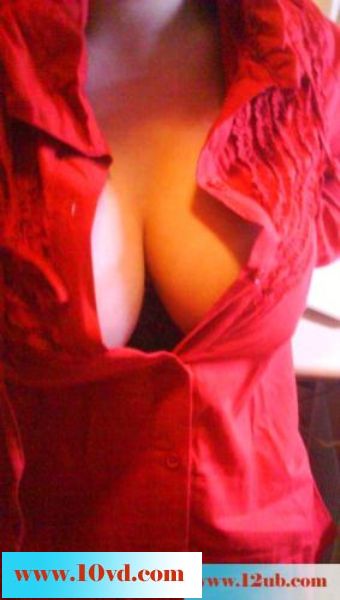 36F爆乳女友(12P)