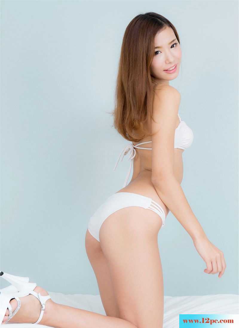 小山桃修长美腿的诱惑(17P)